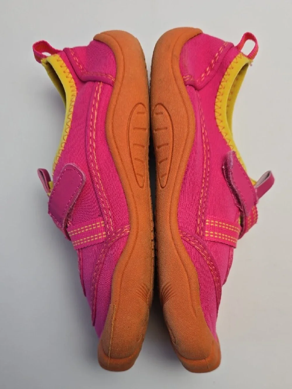 OP Water Shoes Youth Size Large 2-3